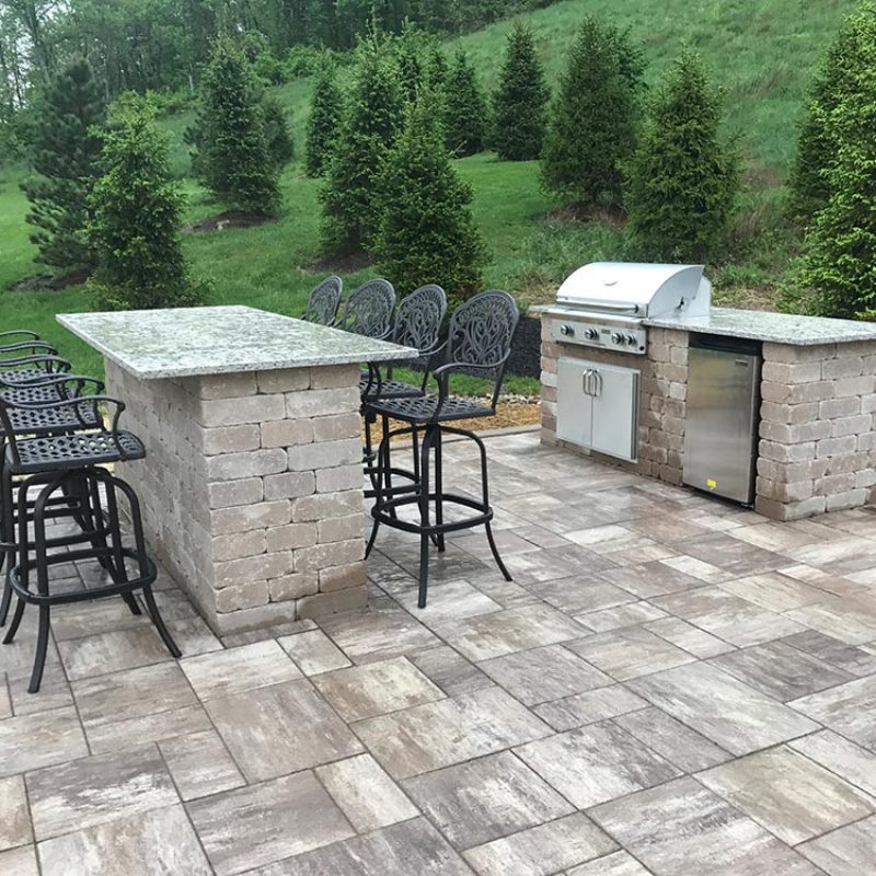 gallery-outdoor-kitchen-with-bar