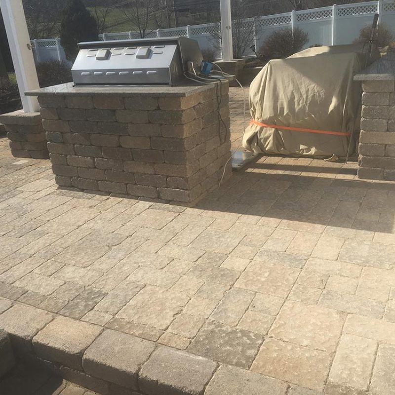 gallery-paver-patio-grill
