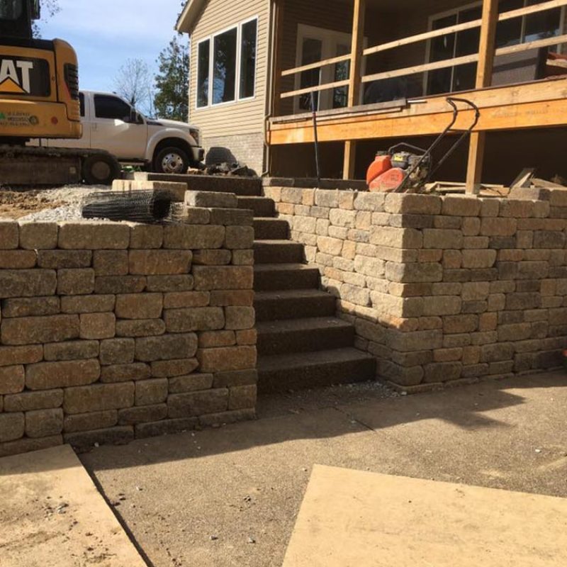 gallery-retaining-wall-construction-steps